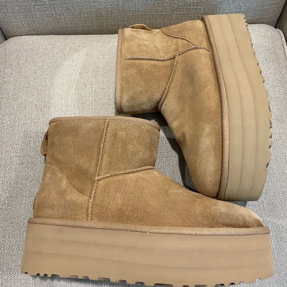 UGG Classic Mini Platform Chestnut Brown Boot Size 9 - Picture 4 of 12